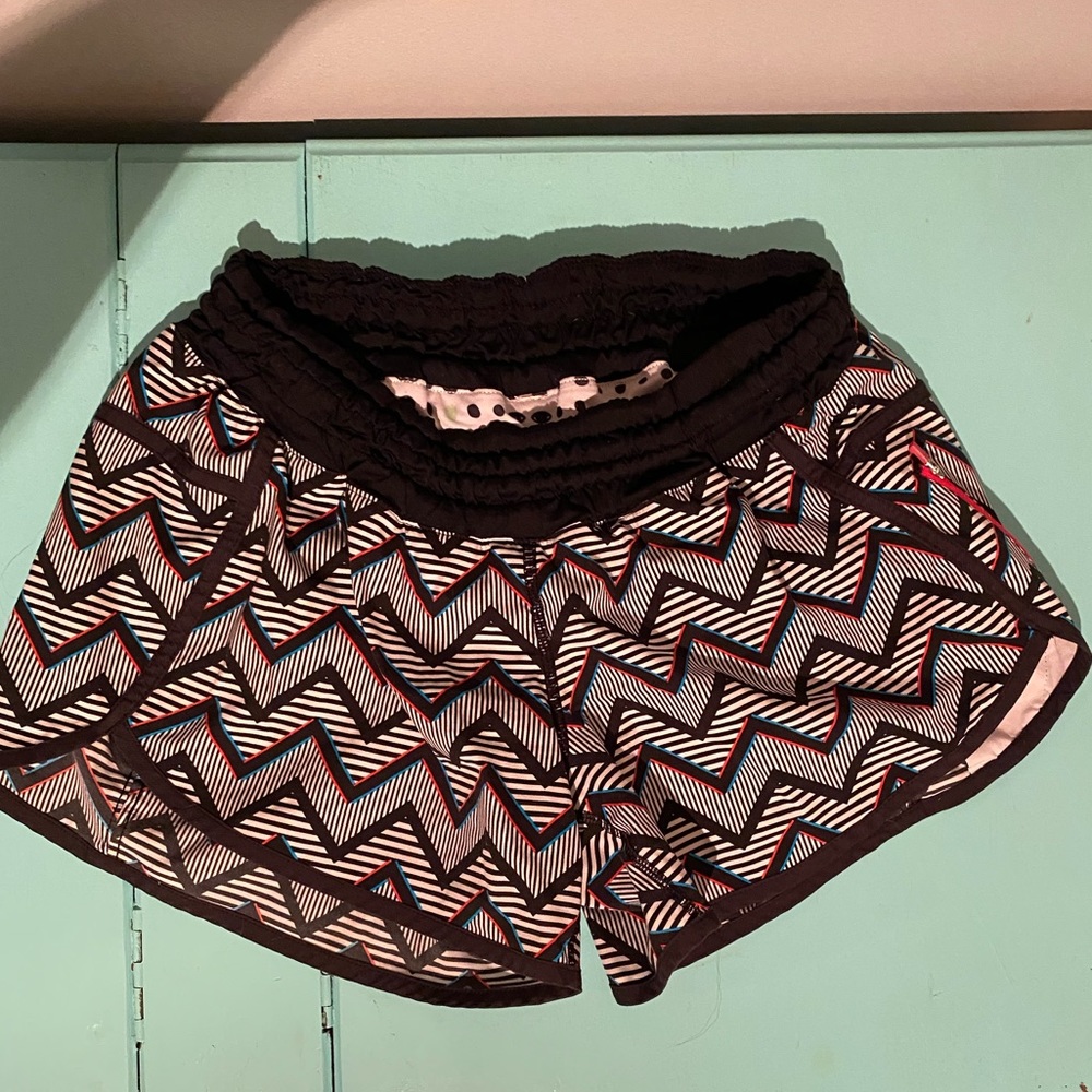 Limited edition size 8 lululemon shorts